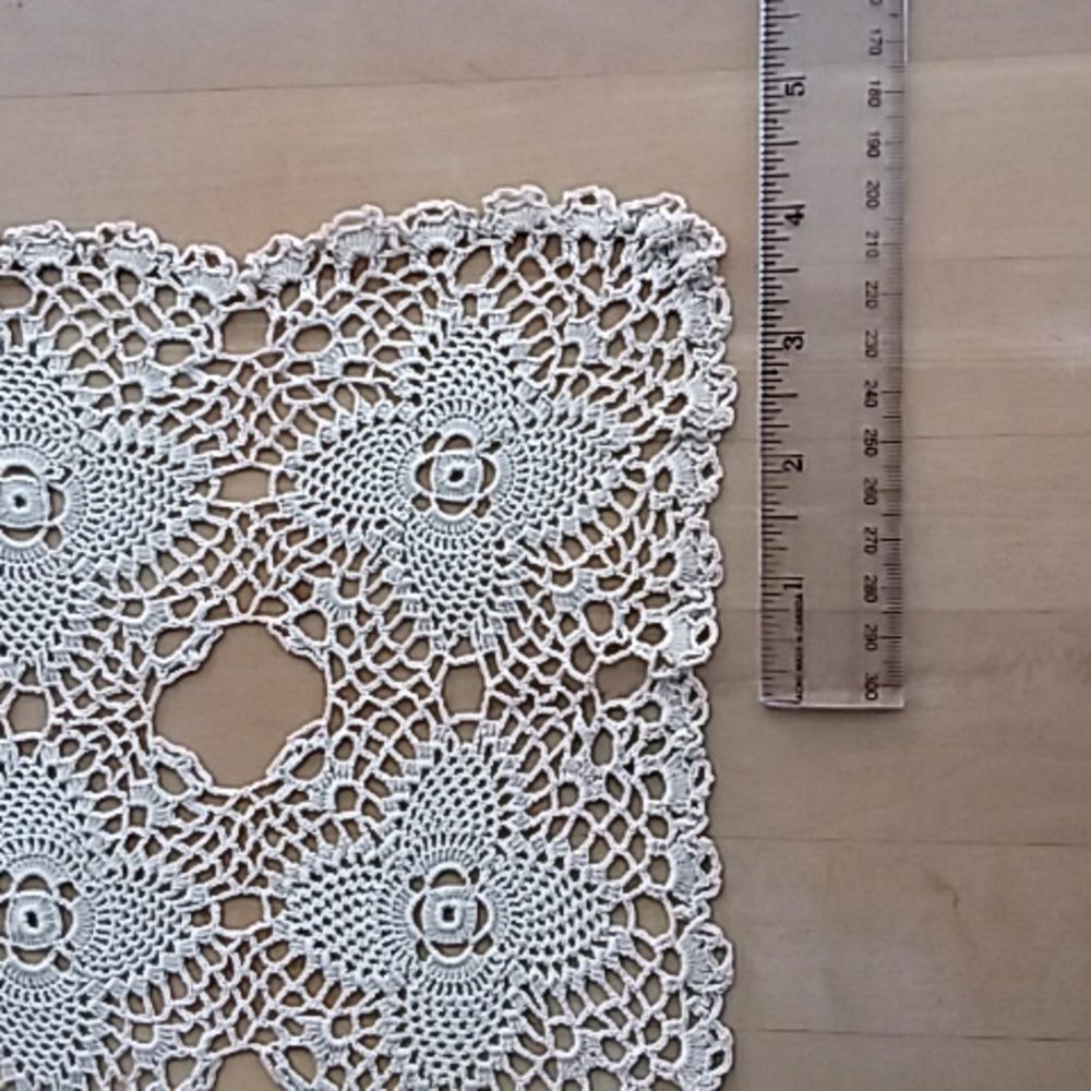 Doilie Handmade Crochet  15x15"